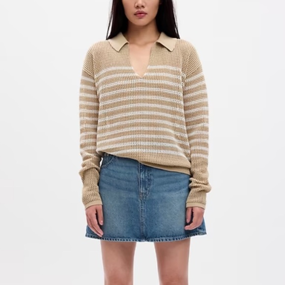 GAP Sweaters - < Gap Tan/White Striped Crochet Collared Sweater >
